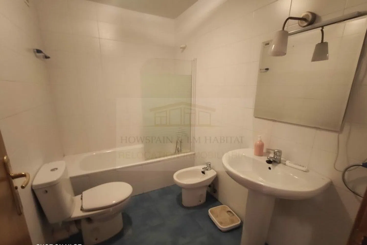 Piso en avenida del Camino de Santiago, 11 -17 - Foto 3