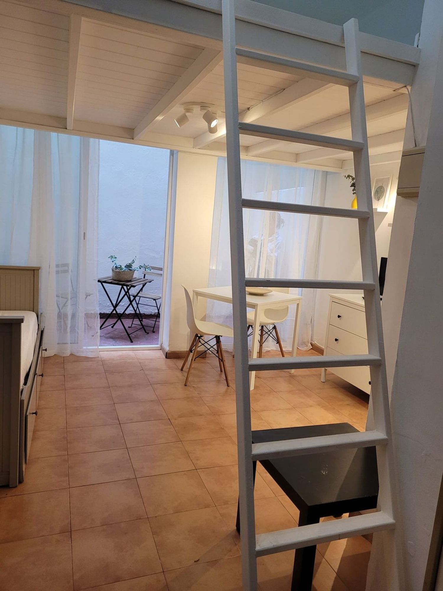 Estudio en Calle de Xiva, Patraix - Foto 10