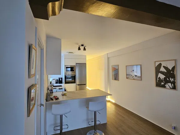 Piso en calle Almadén de la Plata, 25 - Foto 1