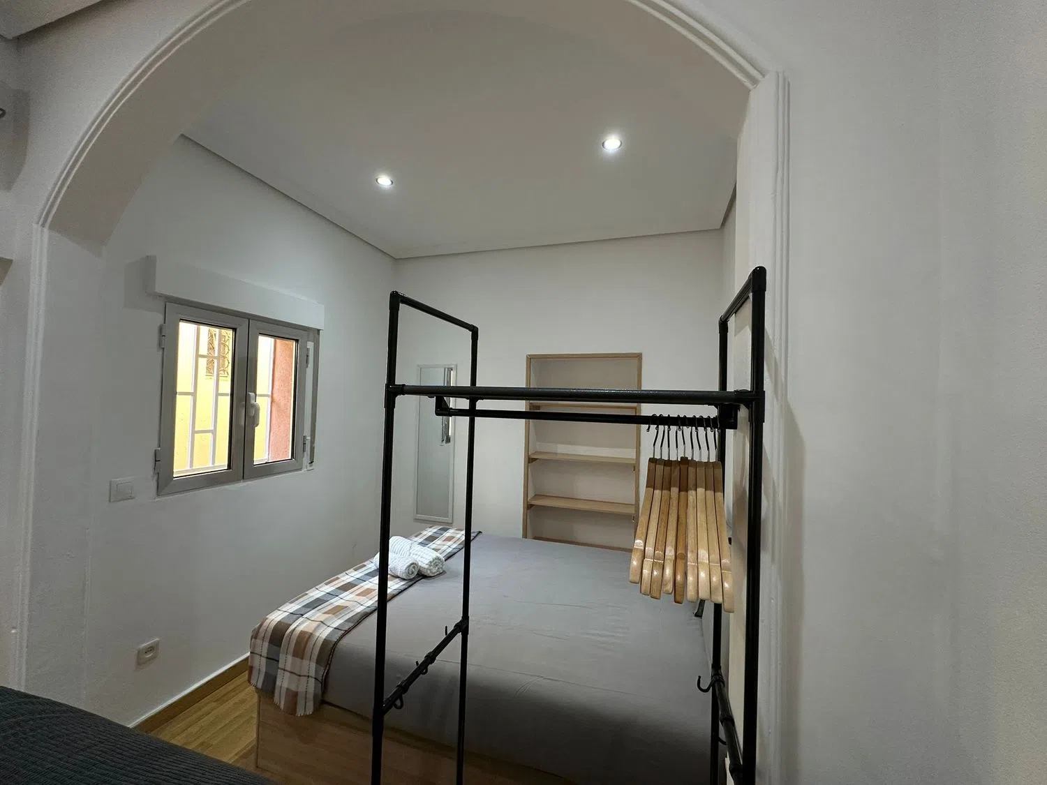 Estudio en Barrio Numancia - Foto 7