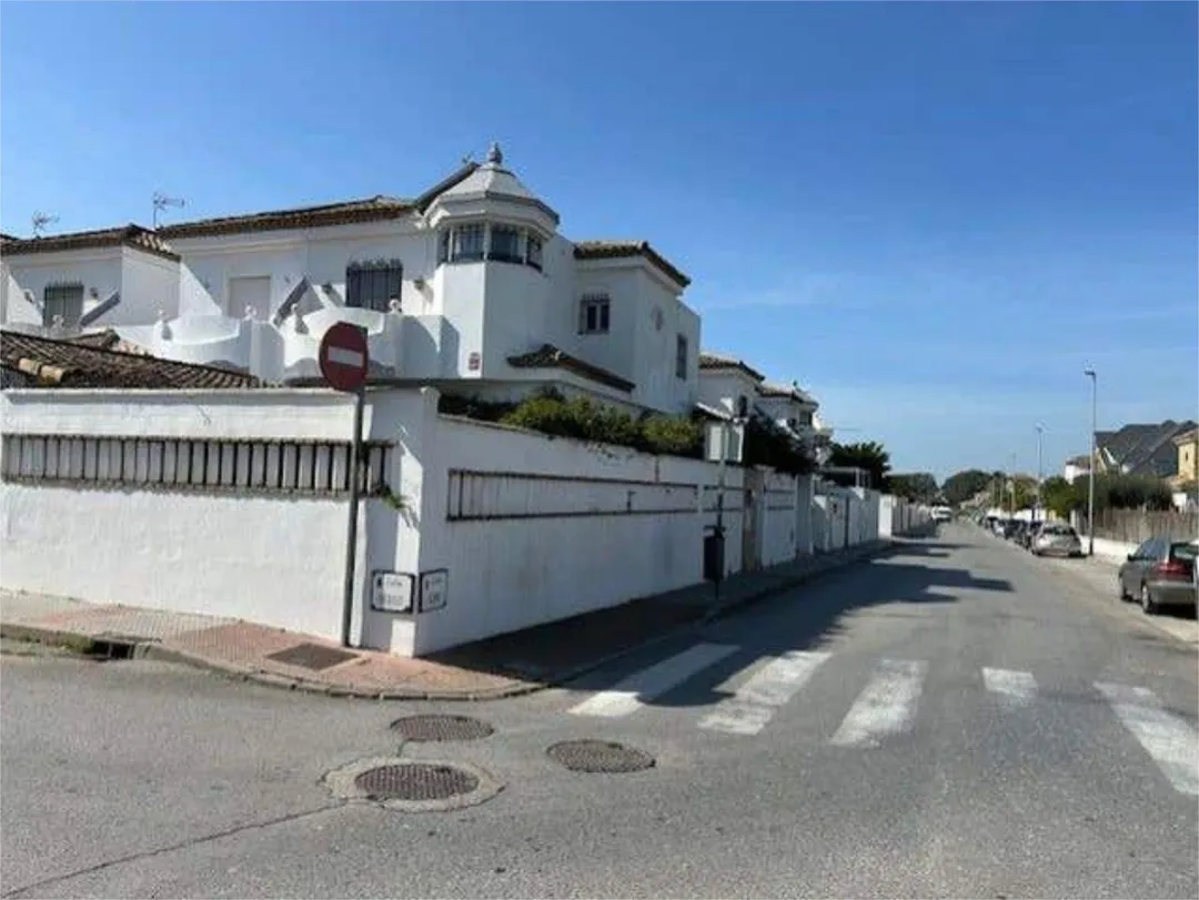 Casa adosada en OCASIÓN CAMPITO II  CHICLANA - Foto 3