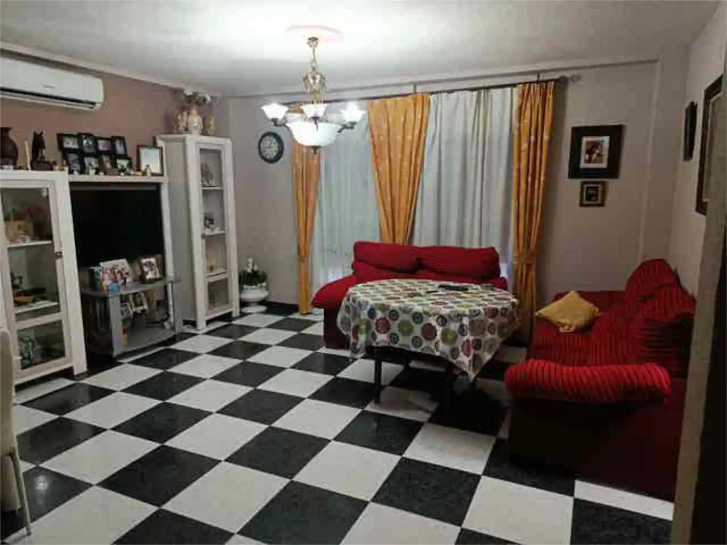 Piso en barrio - Foto 4