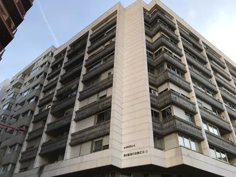 Piso en calle República del Paraguay, 5