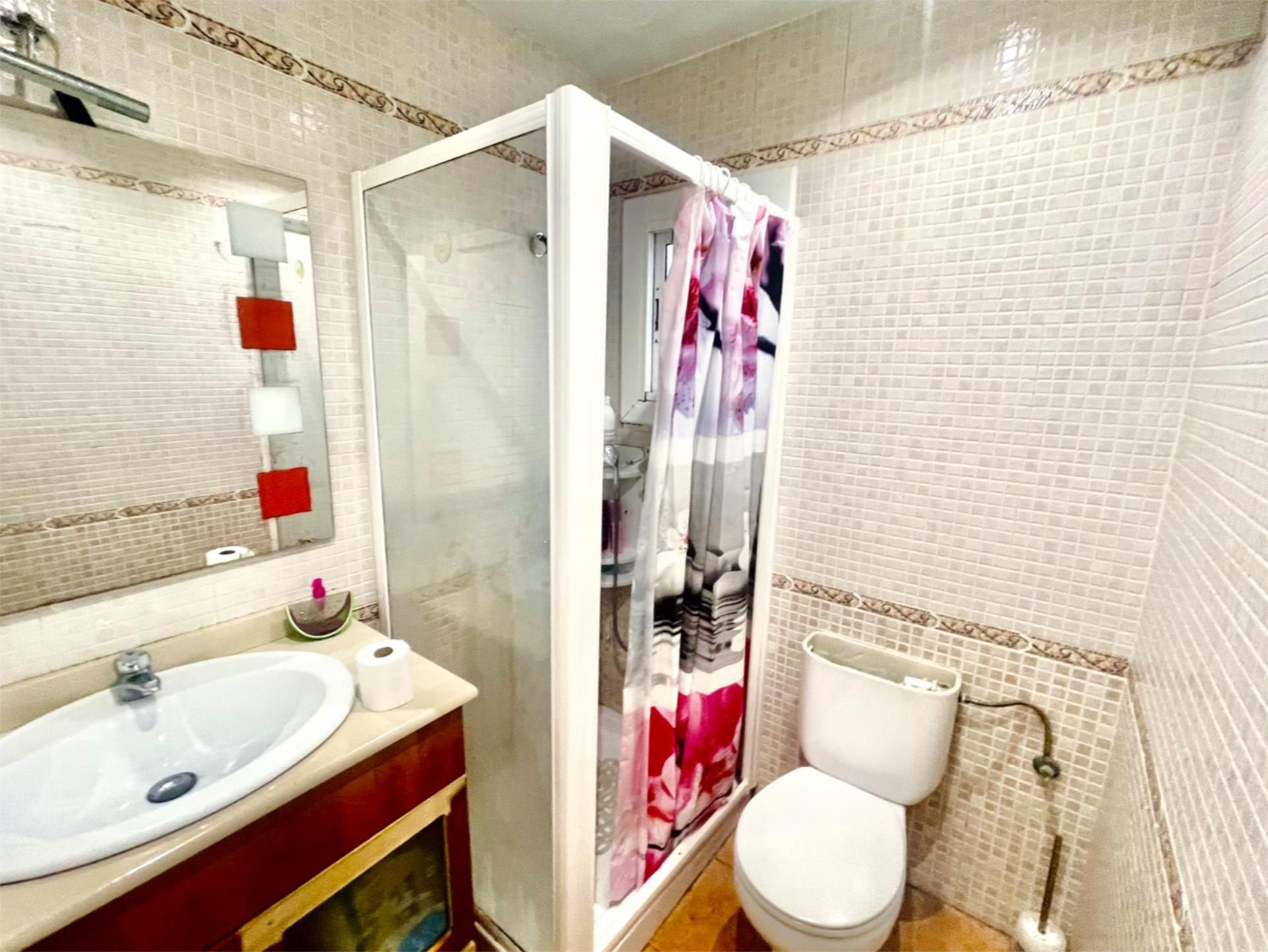 Piso en  Carrer de Josep Miquel 8 - Foto 7