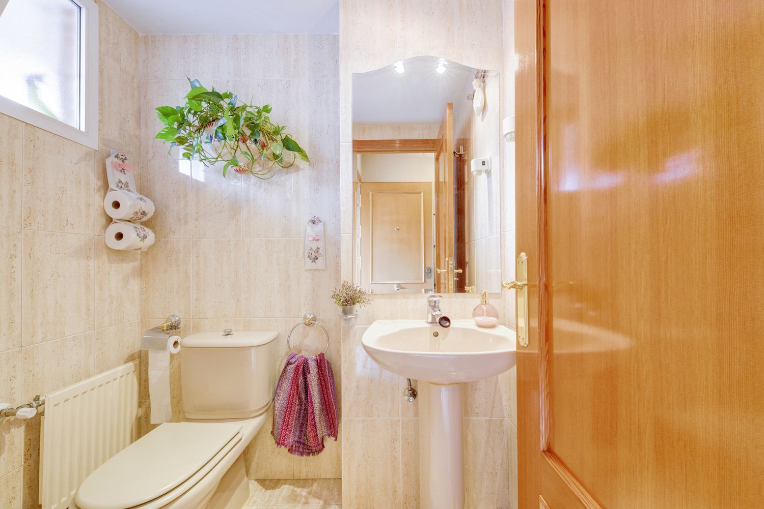 Chalet adosado en Barrio Valdezarza - Foto 25