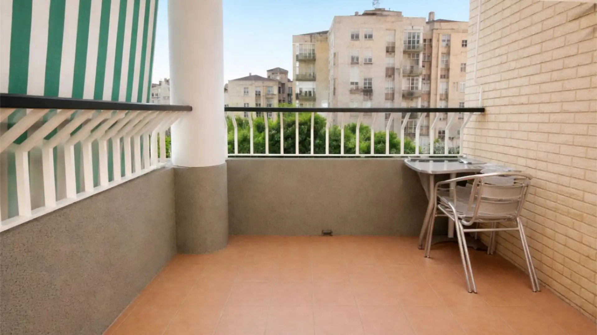 Piso en  Calle José Iturbi 4 - Foto 2