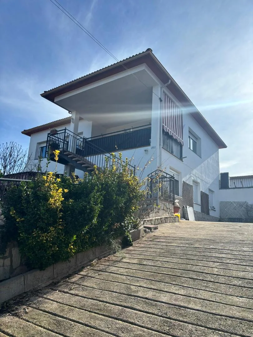 Chalet en  Carrer d'Arenys de Mar 41 - Foto 2