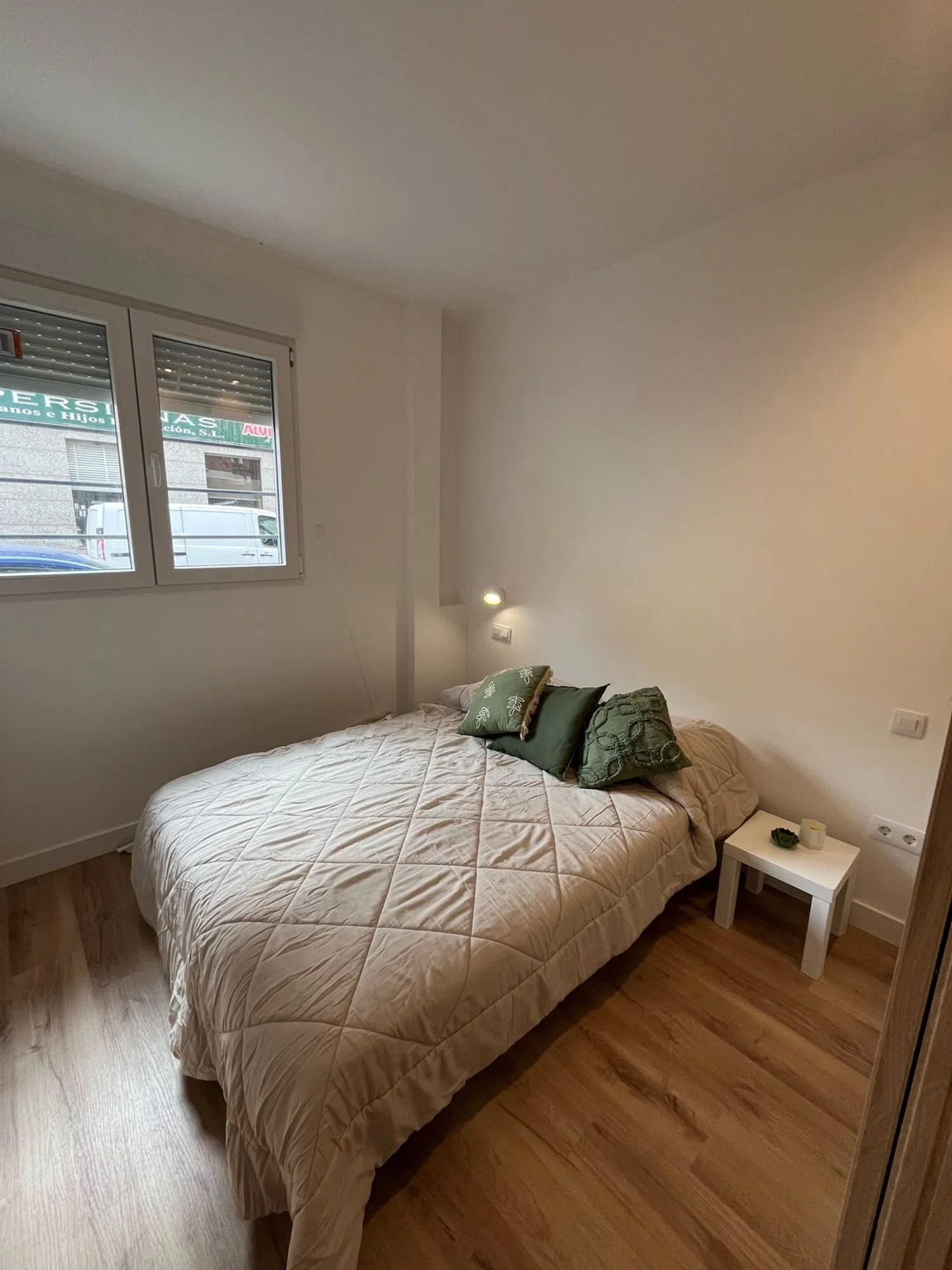 Estudio en calle de Florencio Llorente, 5 - Foto 1