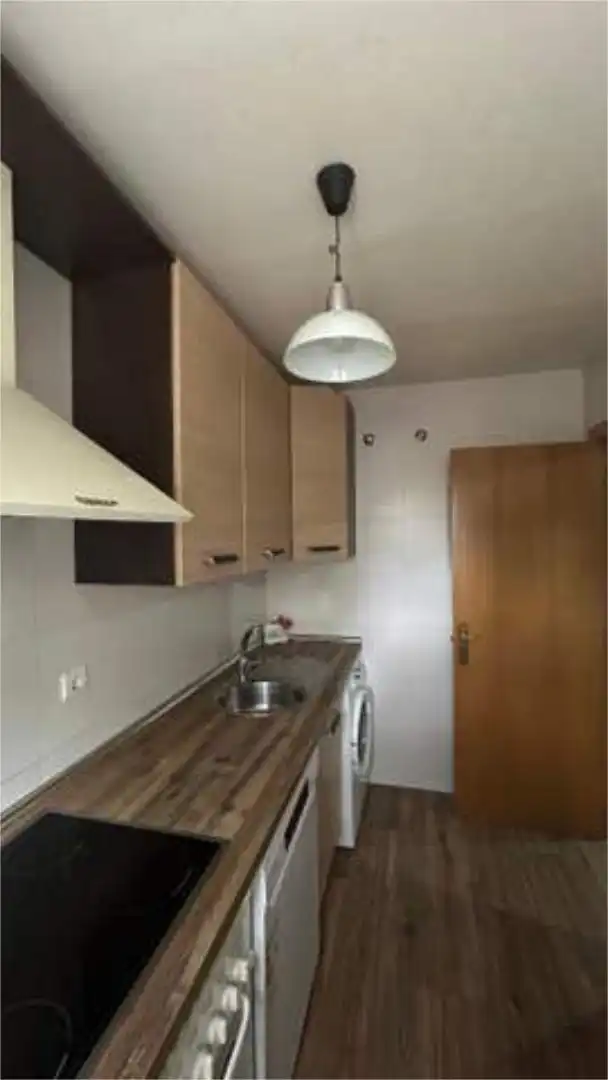 Apartamento en Avenida del Ejército - Foto 8