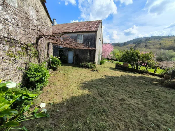 Casa de pueblo en Lugar de viladafonso s/n - Foto 1