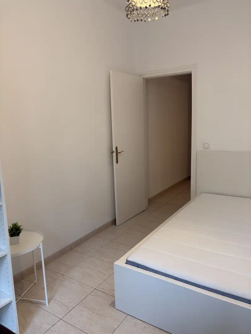 Piso en  Carrer Príncep de Viana 74 - Foto 5