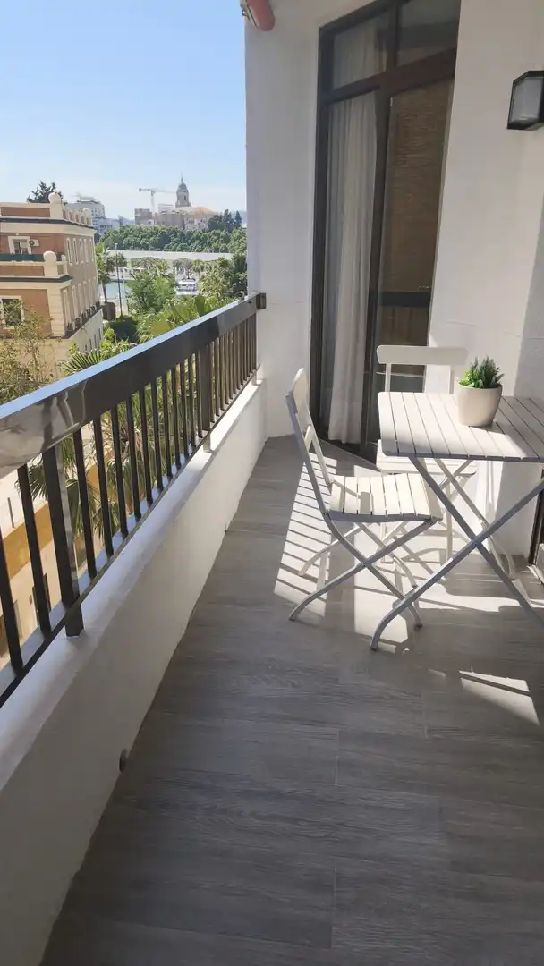 Piso en  Pintor Casilari Roldán - Foto 19