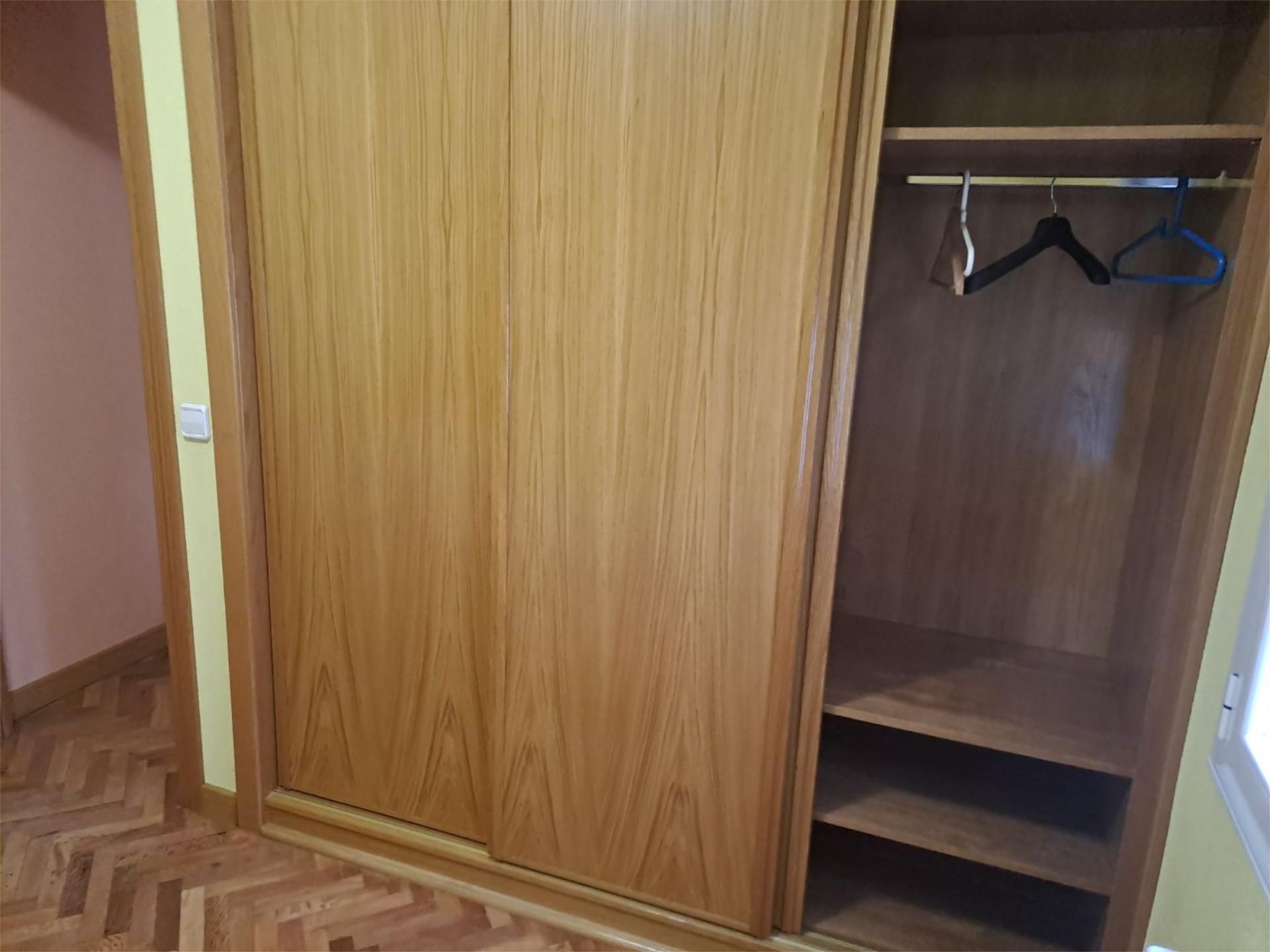 Piso en  Paseo de San Vicente 46 - Foto 2