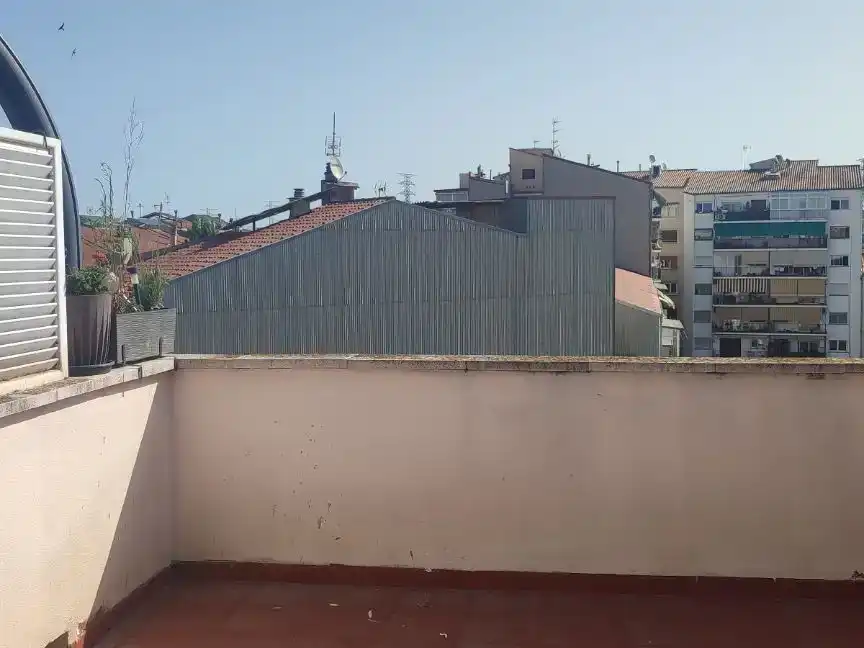 Dúplex en  Carrer de Sant Joan d'en Coll 18-20 - Foto 2