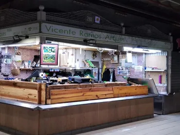 Local comercial en  Avenida Alfonso El Sabio 10 - Foto 4