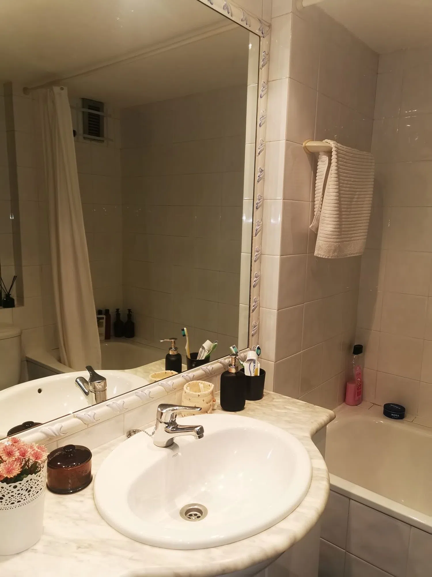 Piso en calle de la Infanta Mercedes, 92 - Foto 17