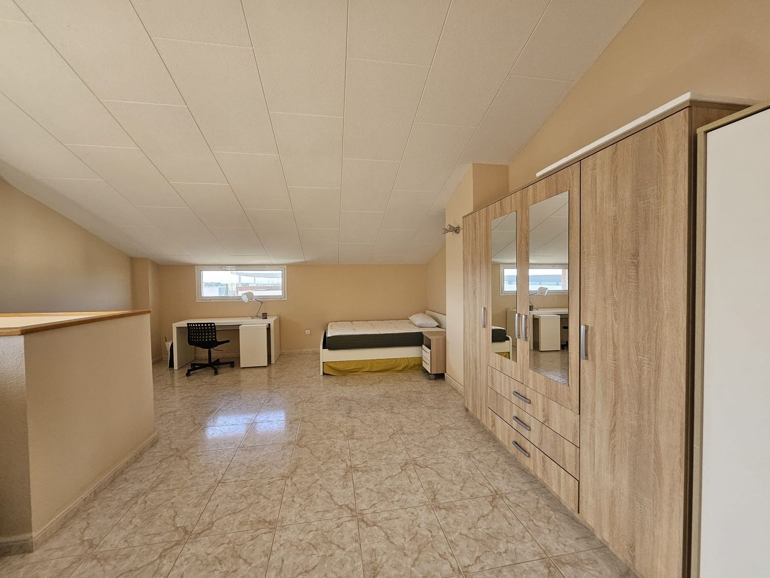 Chalet pareado en Urb. mascamarena Centro - Foto 3