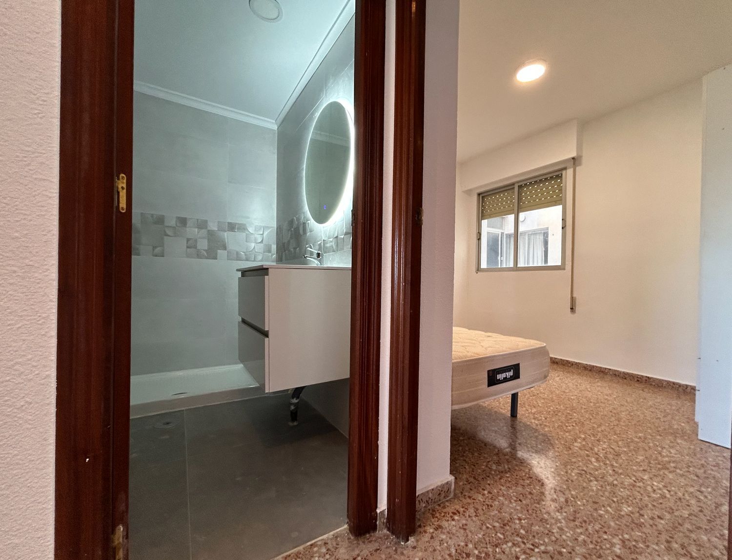 Piso en calle Castellet, 6 - Foto 2