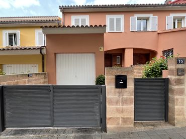 Chalet en  Carrer del Teulader 15 - Foto 1