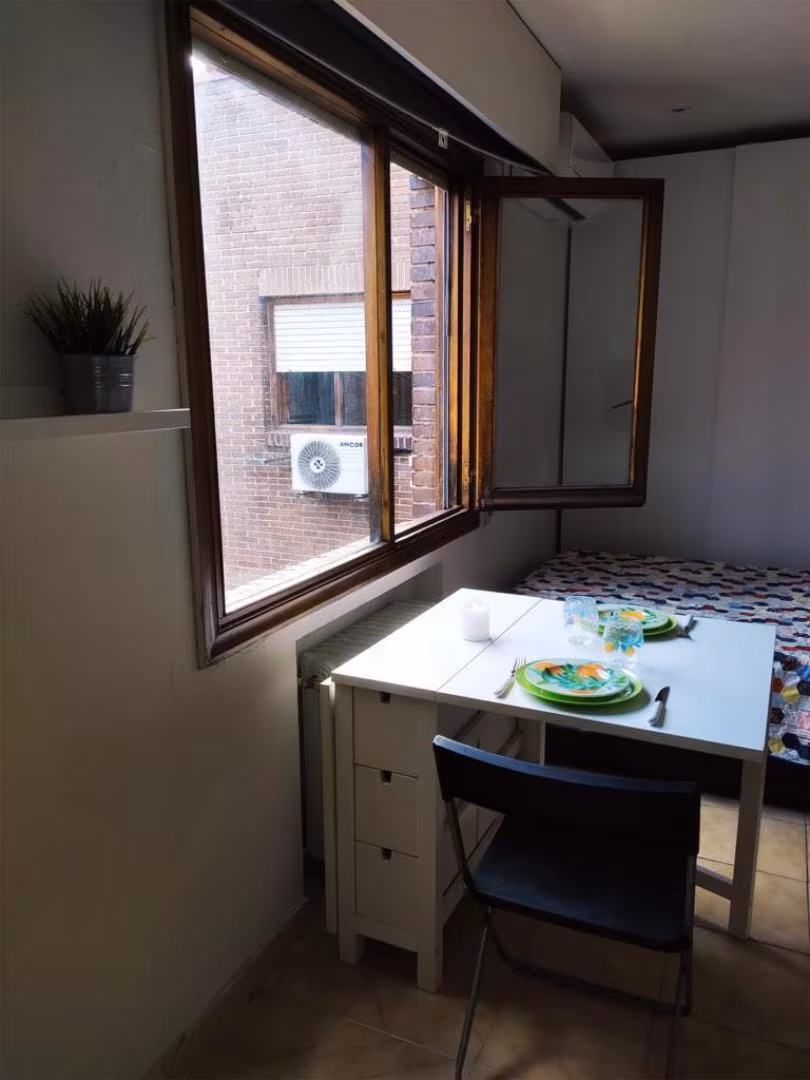 Estudio en  Calle de Viriato 2 - Foto 4