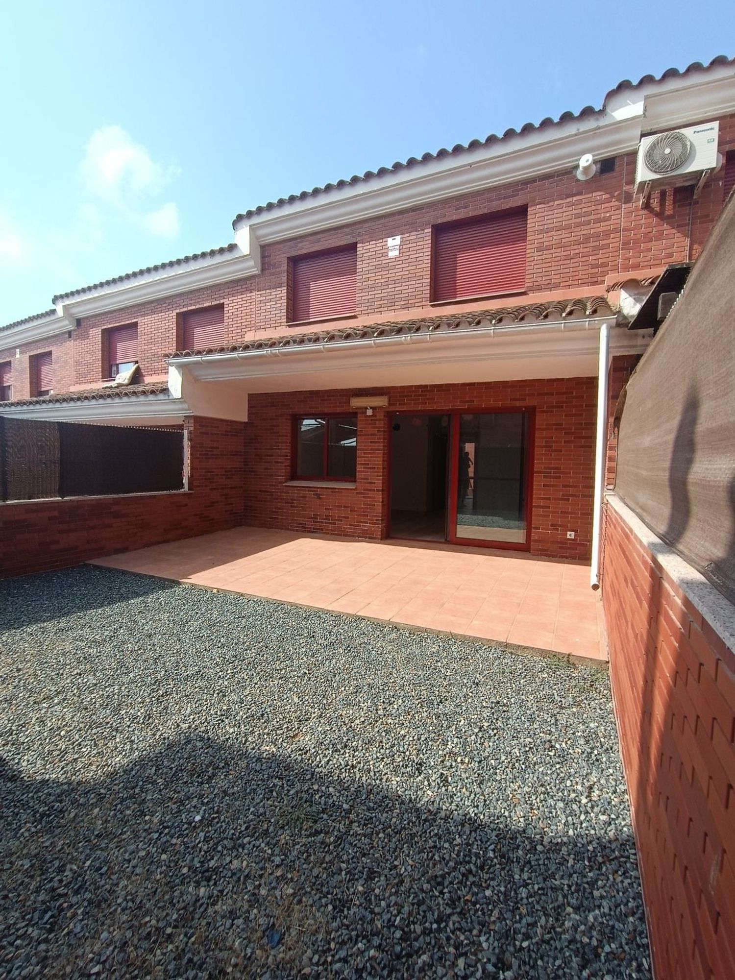 Chalet adosado en Calle de l'Era d'Albinyana, 3 - Foto 2
