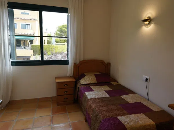 Chalet adosado en Golf Bahía - Foto 17