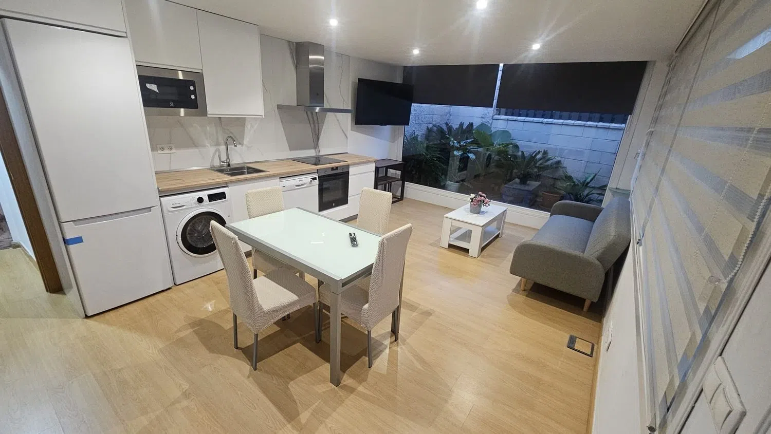 Estudio en calle del Padre Benito Feijóo, 10 - Foto 4