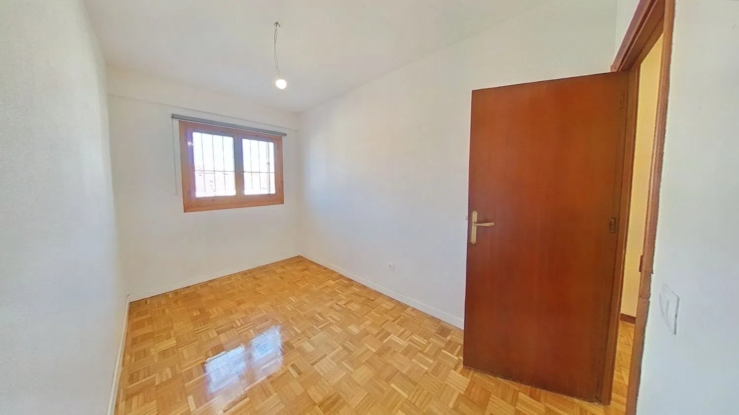 Piso en Barrio Zofío - Foto 9