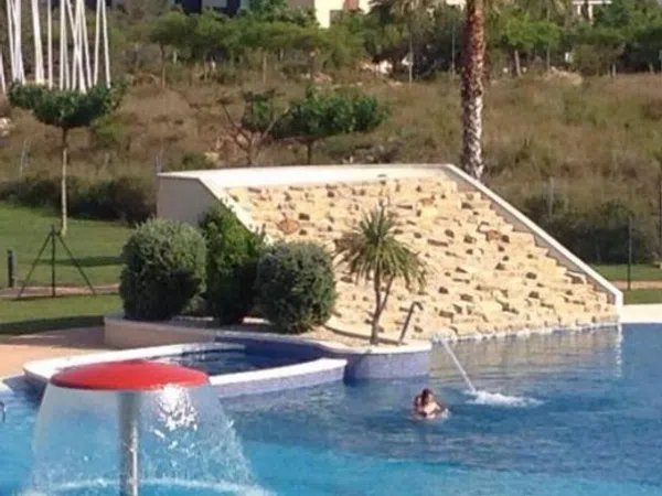 Chalet adosado en Avenida Castellón, 4 - Foto 1