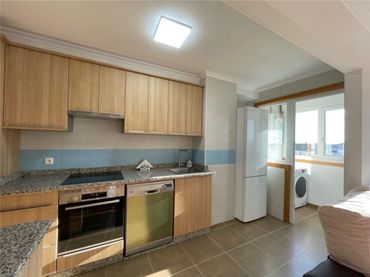 Apartamento en Rua Valle Inclán (Burela) - Foto 4