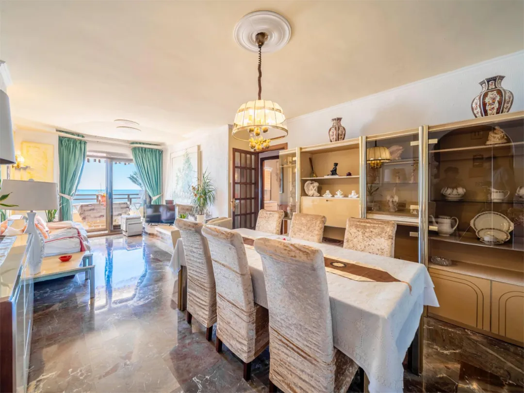 Piso en  Paseo Marítimo Rey de España 63 - Foto 2