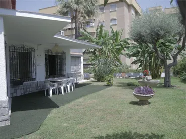 Chalet en  Calle Don Diego de Miranda 6 - Foto 2