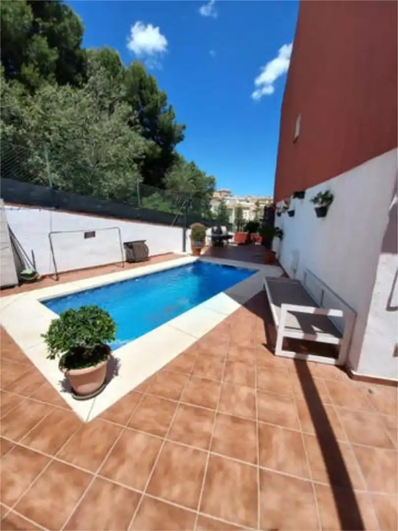 Chalet en Urbanización la Ermita - Foto 4
