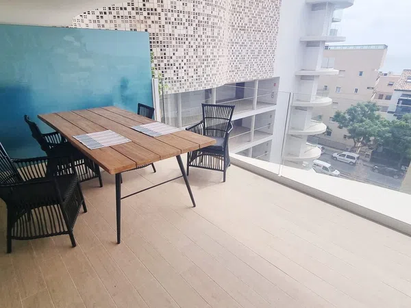 Piso en avenida Carvajal, 69 - Foto 2