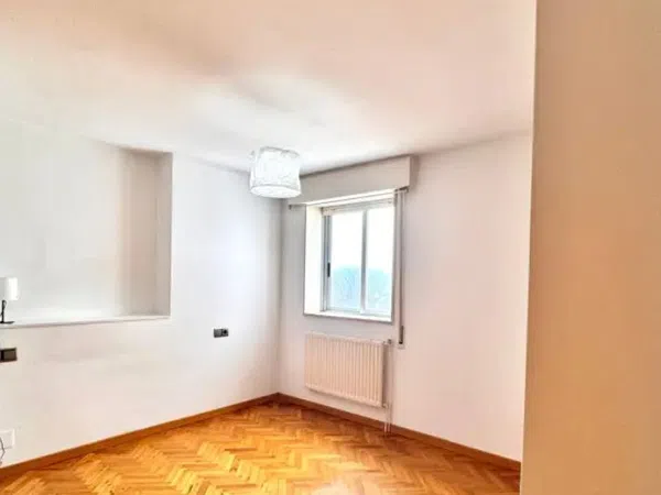 Piso en calle de Rosalía de Castro, 10 - Foto 2