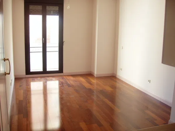 Piso en calle Alonso Cano, 28