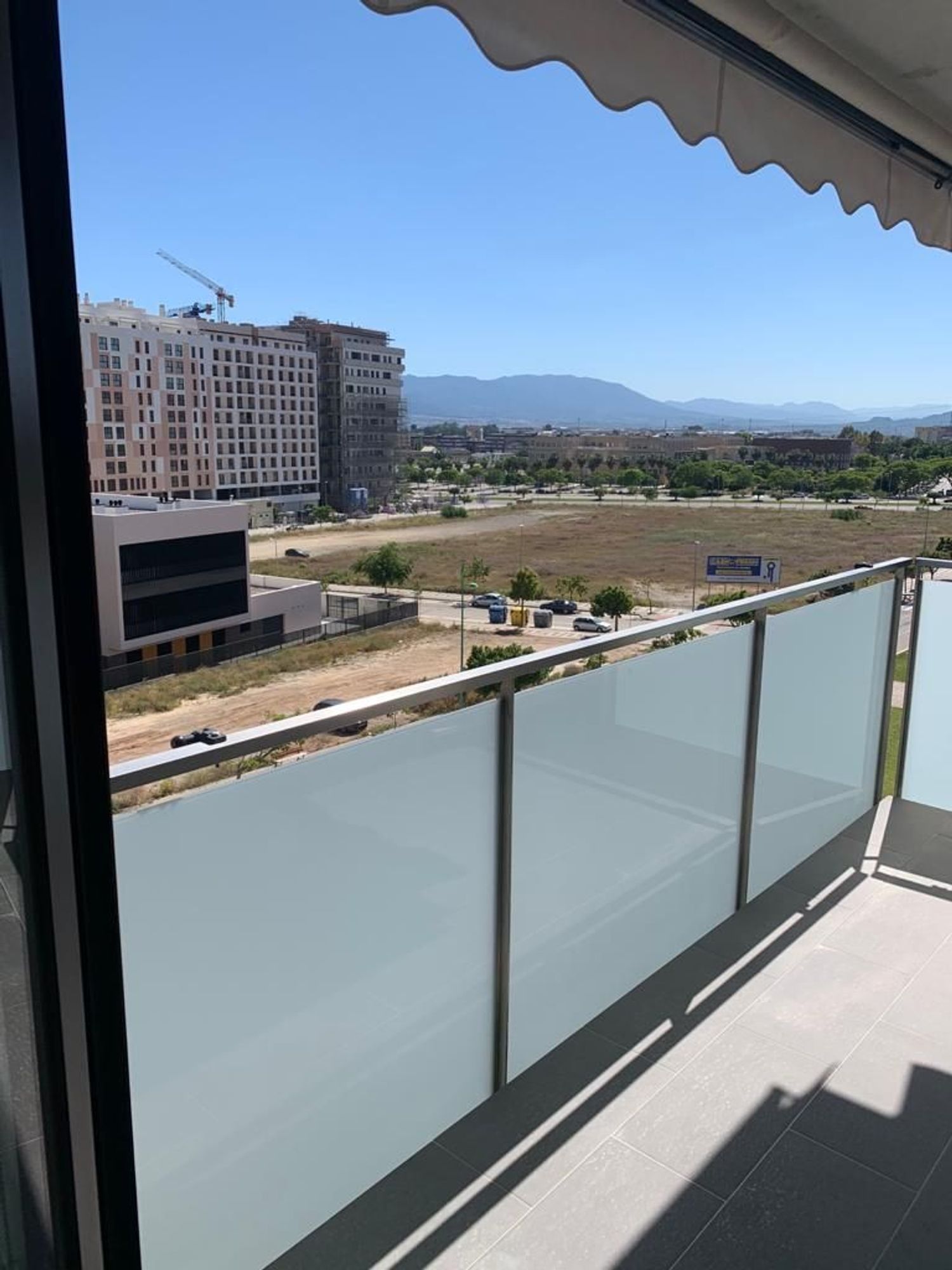 Piso en avenida Jorge Luis Borges, 10 - Foto 2