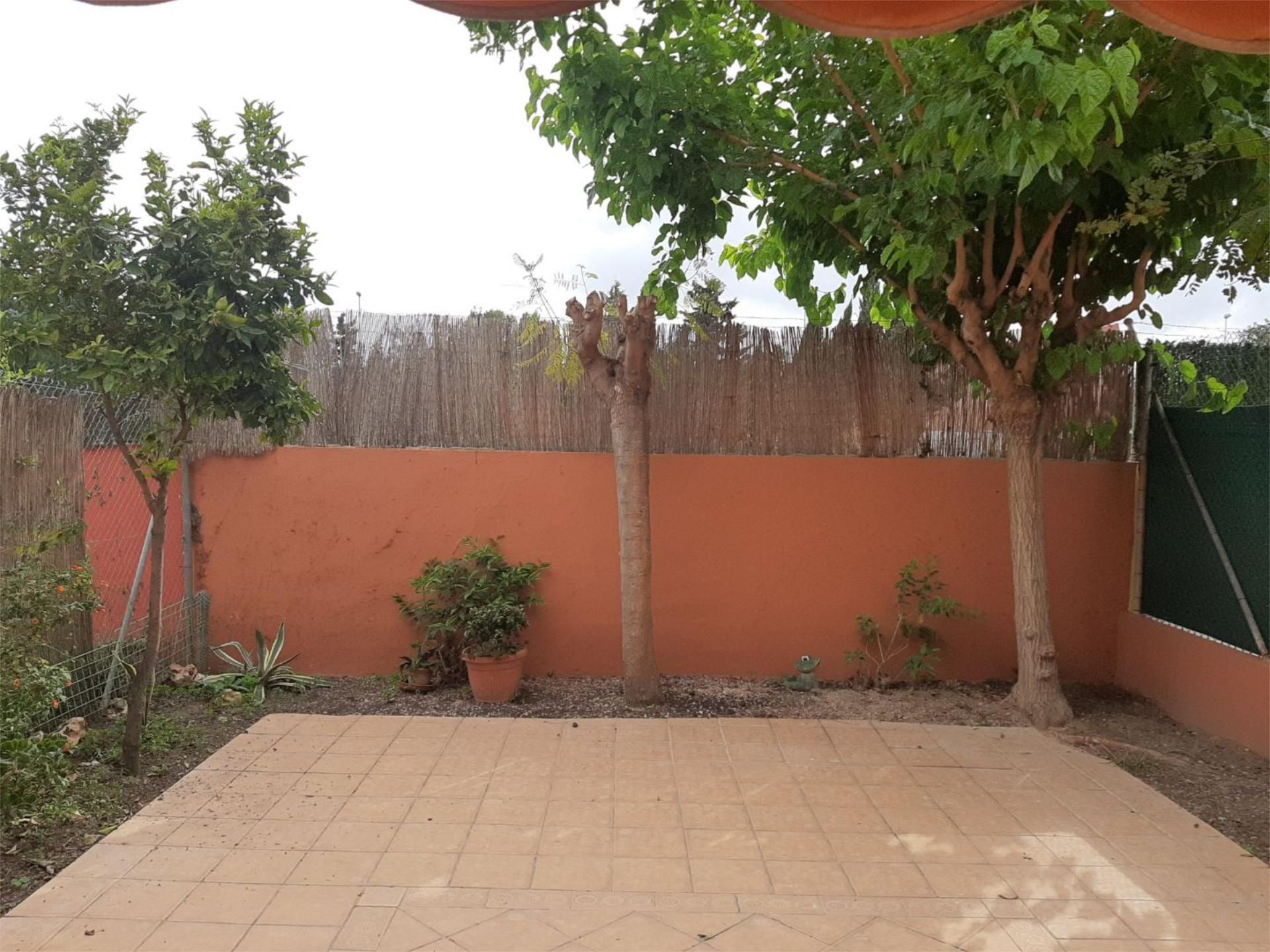 Casa adosada en  Avenida Pintor Pérez Gil 13 - Foto 16