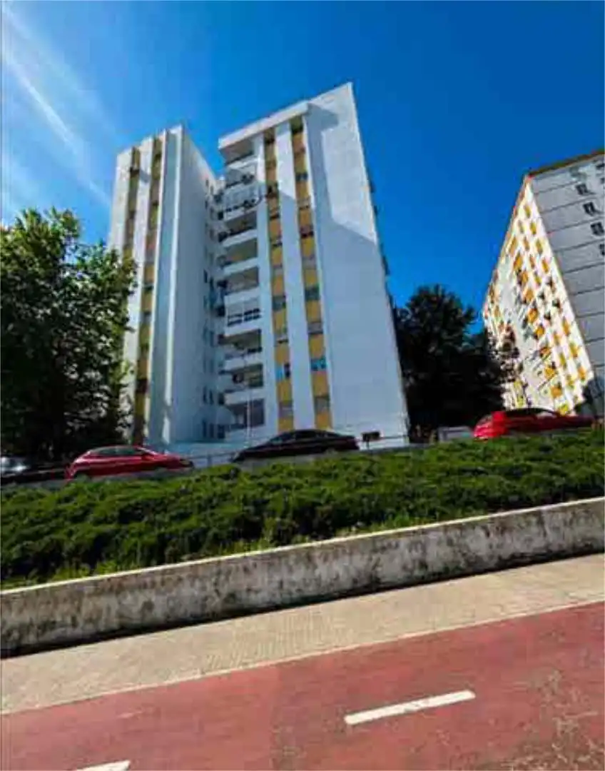 Piso en Icovesa - Foto 2