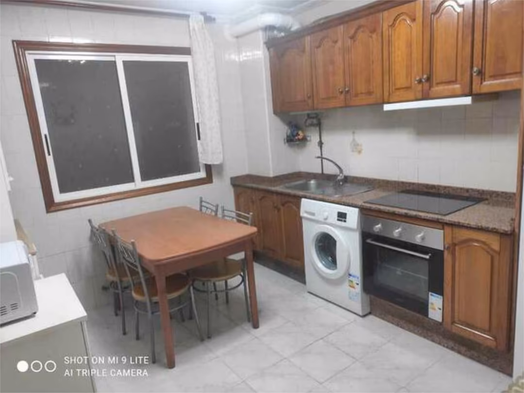 Piso en Milladoiro - Foto 3