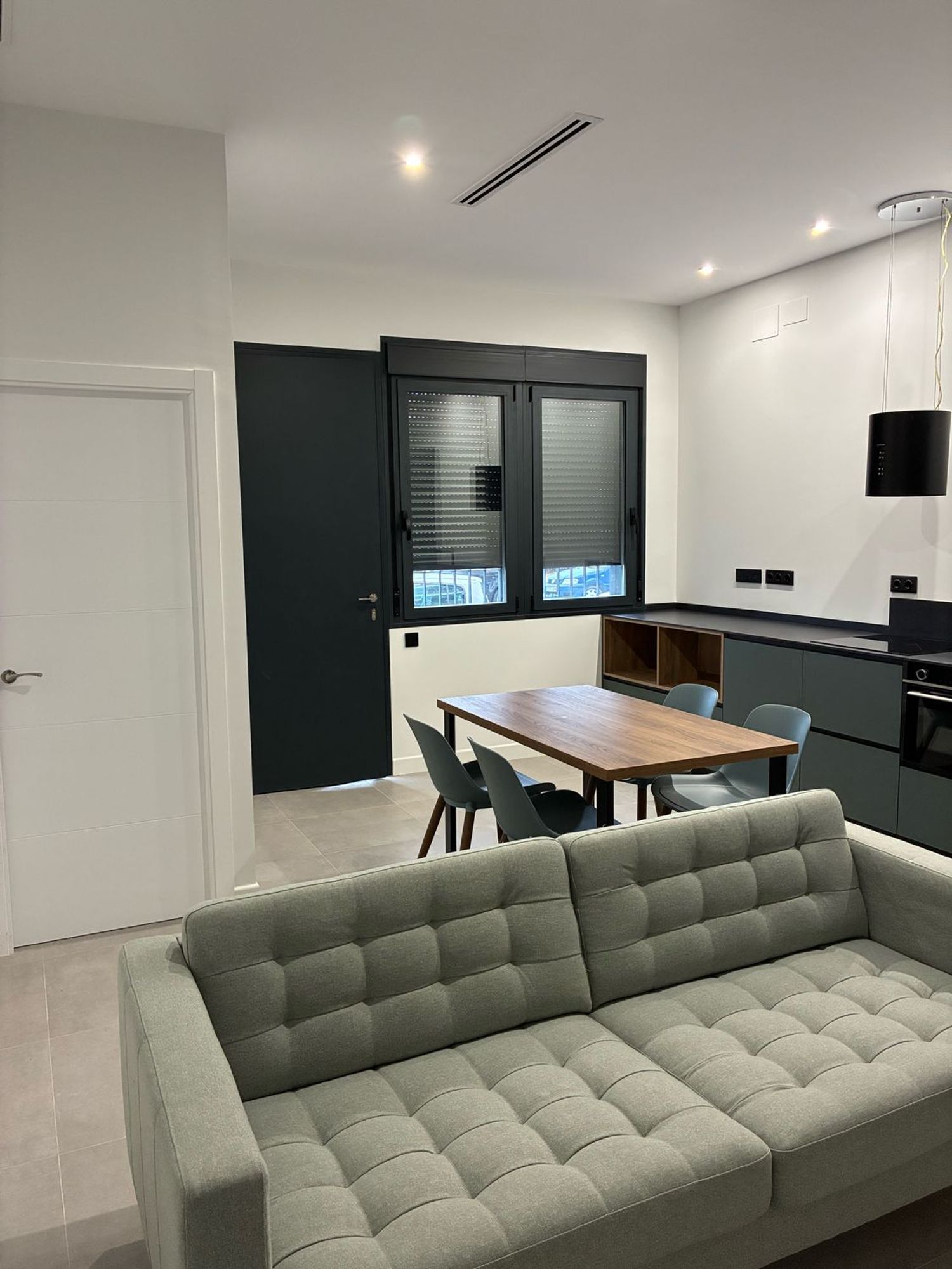 Estudio en calle Isla de Tabarca, 10 - Foto 2