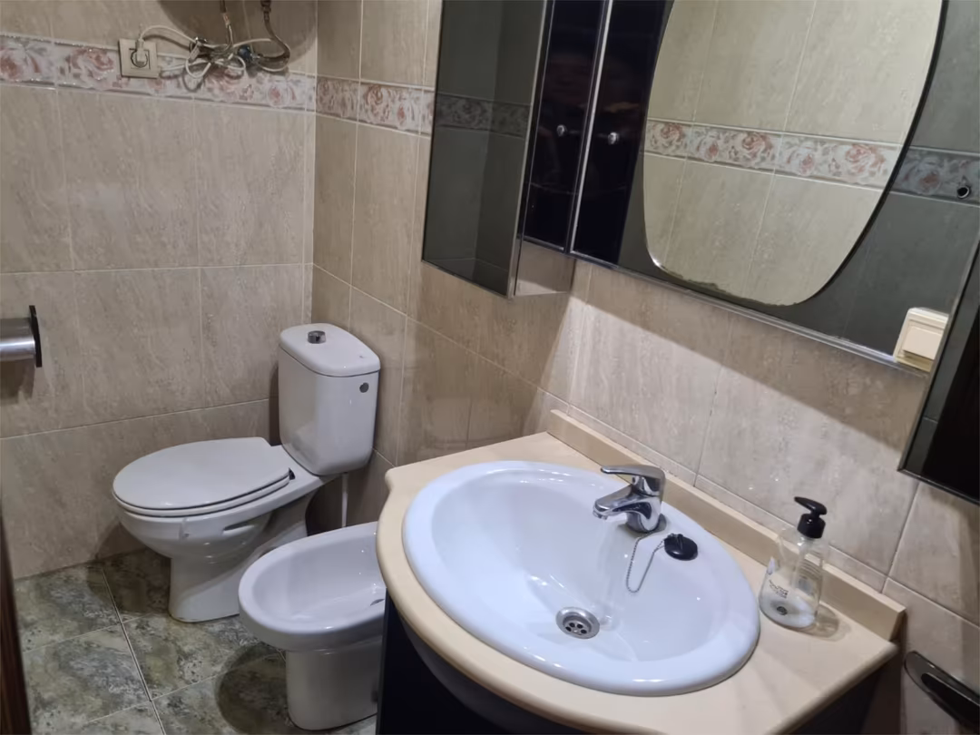 Piso en  Calle Palacio Valdés 30 - Foto 4