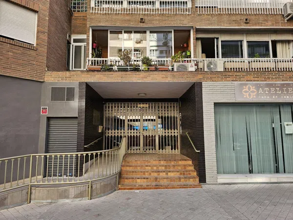 Piso en Calle Sos del Rey Católico, 7 - Foto 1