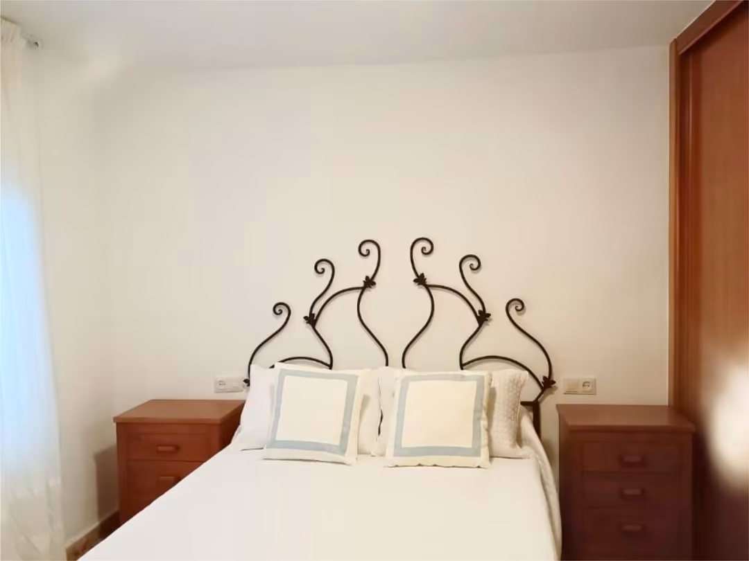 Casa adosada en  Calle General Castaños 3 - Foto 9