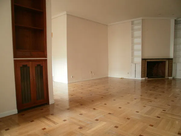 Piso en calle del General Oraá, 56