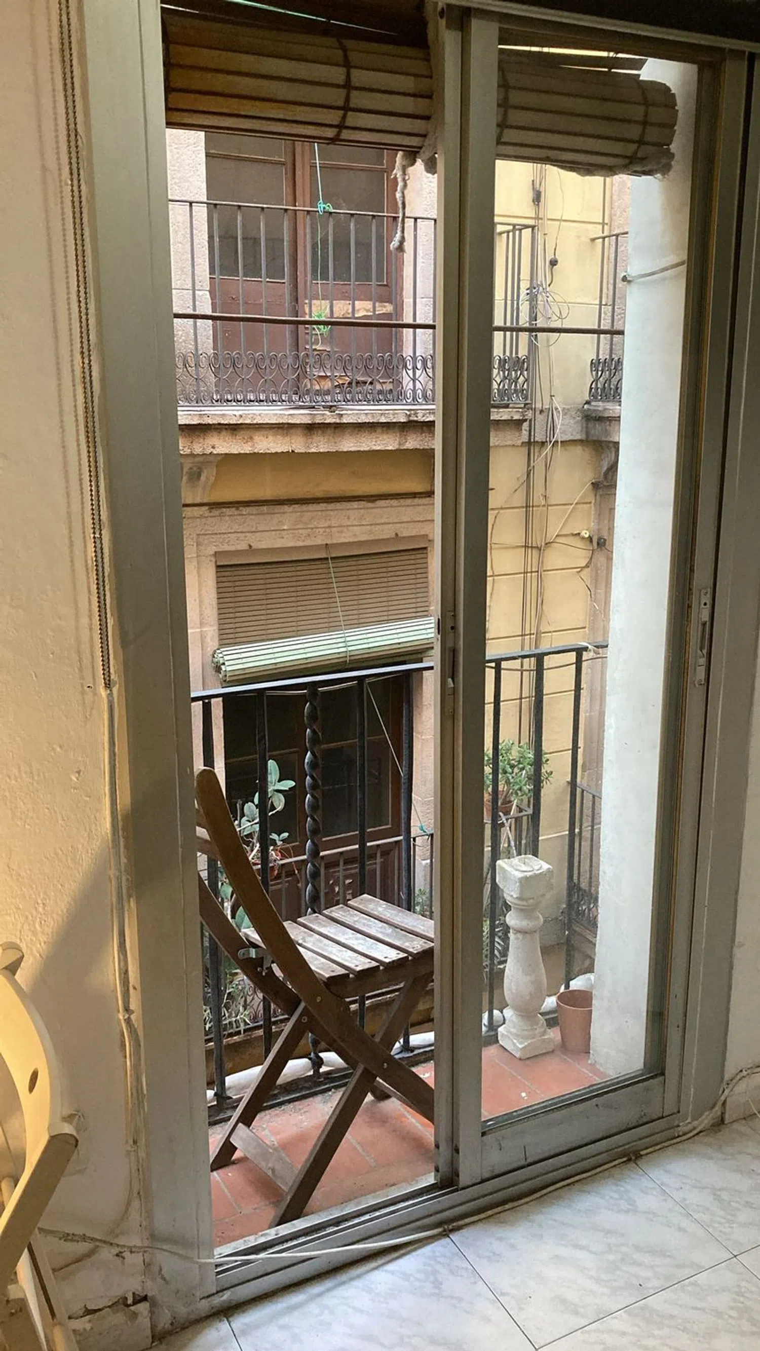Estudio en Urb. born Barrio Sant Pere - Santa Caterina i la Ribera - Foto 3