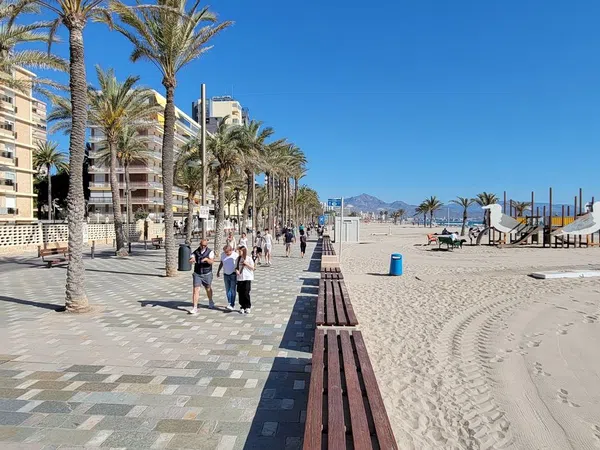 Piso en avenida Benidorm, 18 - Foto 15