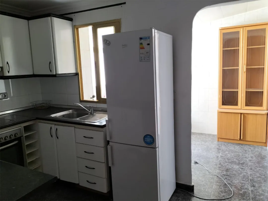 Piso en  Carrer Esperidion Porta Requesens 53 - Foto 3