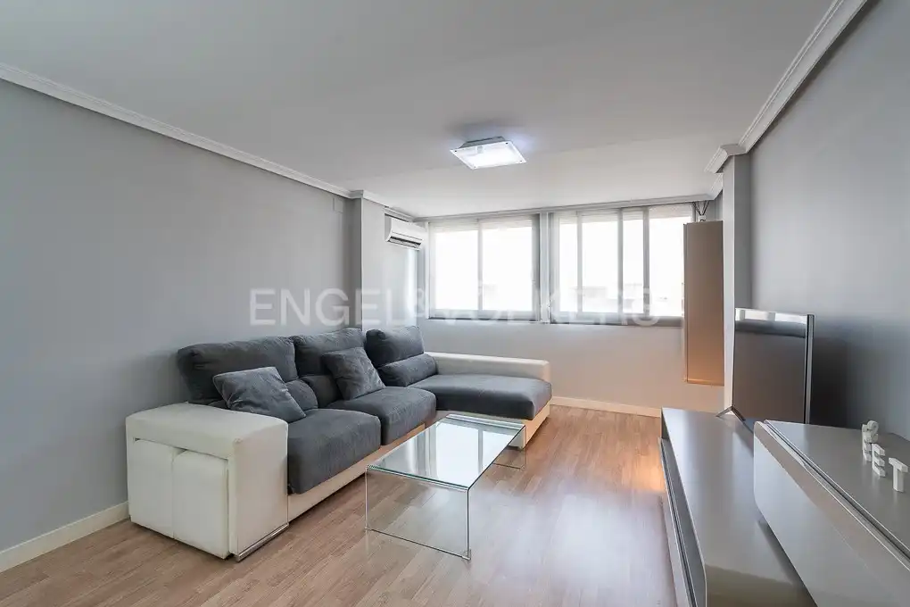 Piso en  Carrer de José Andreu Alabarta - Foto 3