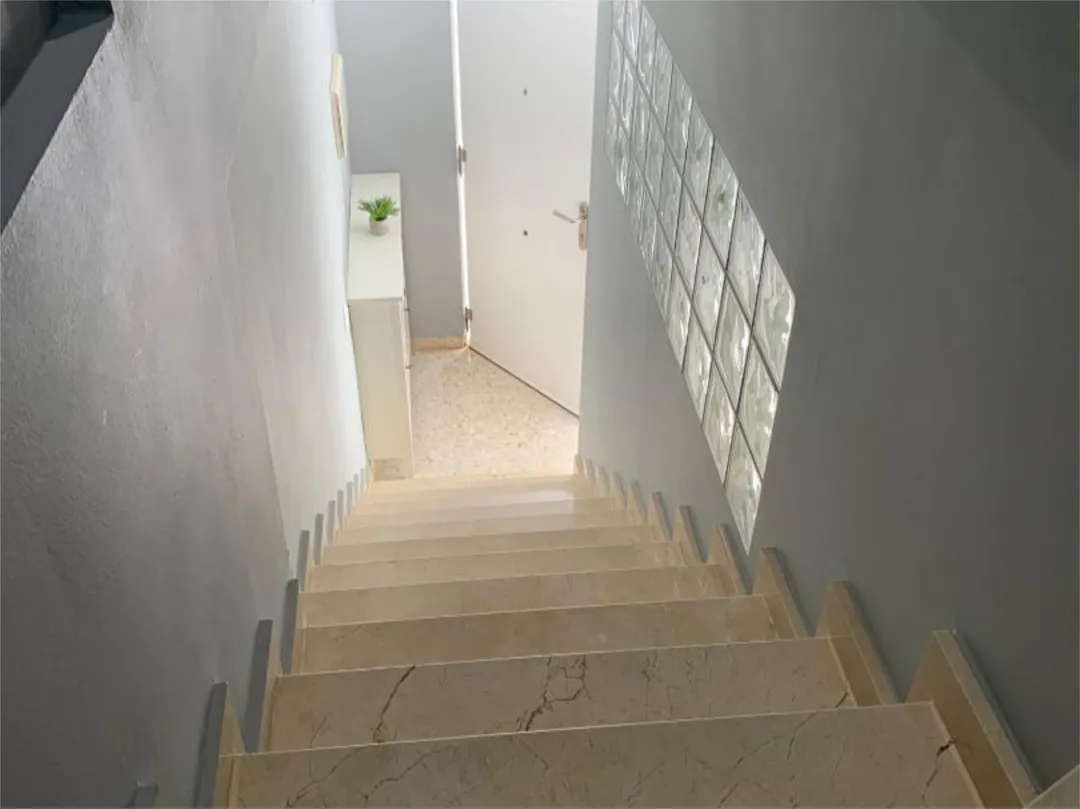 Casa adosada en  Calle de la Hijuela 19 - Foto 18